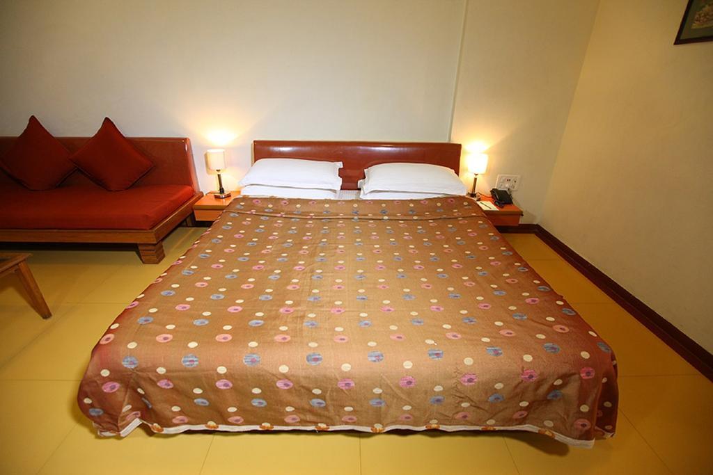 Shilpi Hill Resort Szaputara Kültér fotó