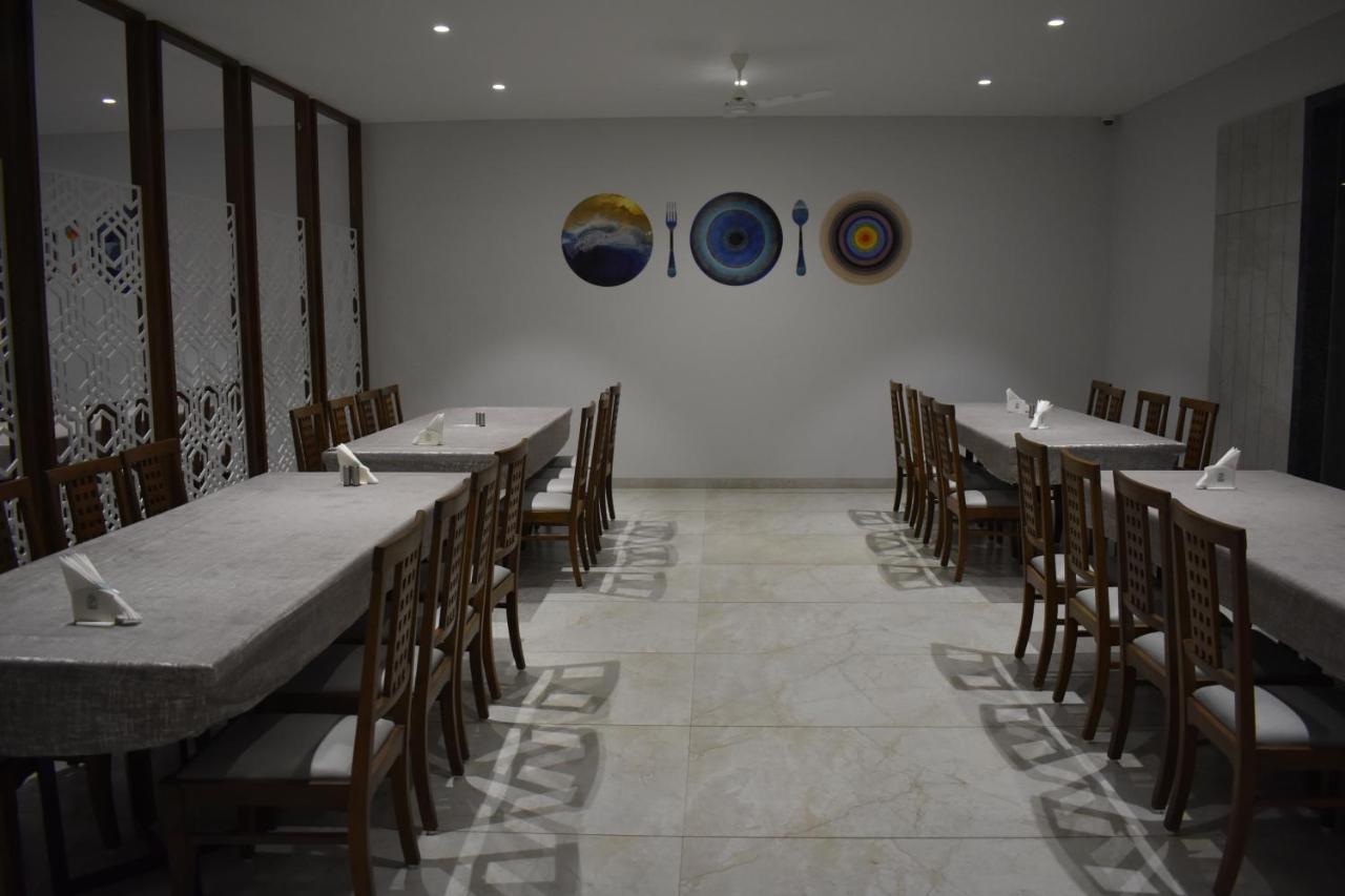 Shilpi Hill Resort Szaputara Kültér fotó