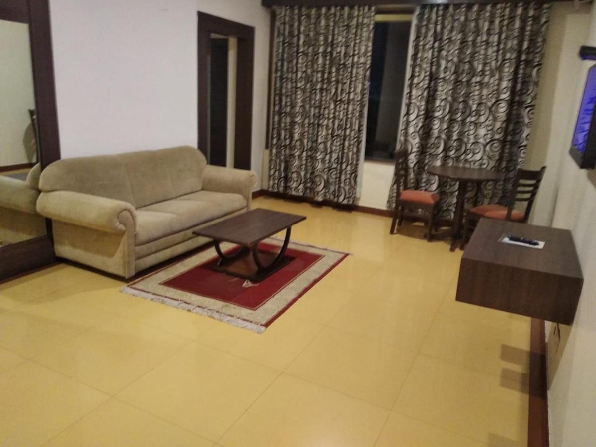 Shilpi Hill Resort Szaputara Kültér fotó