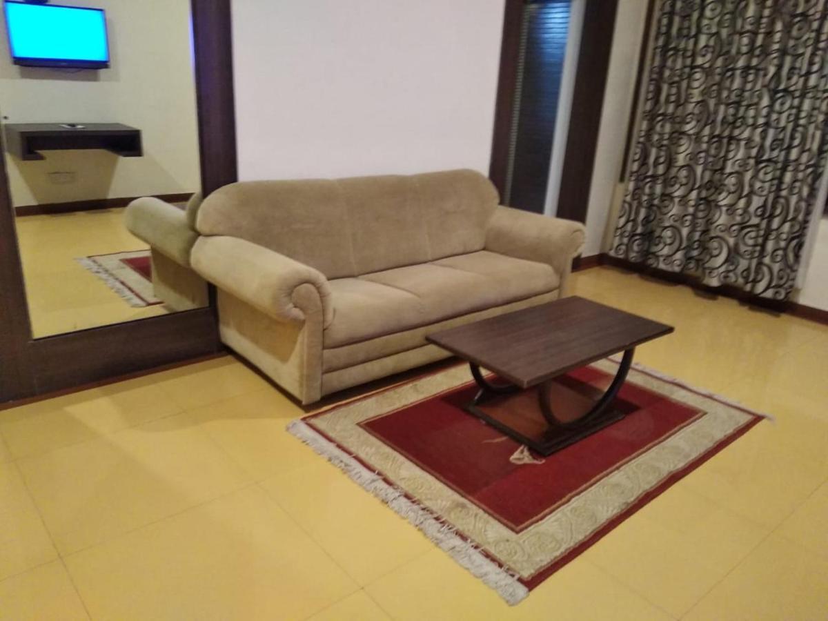 Shilpi Hill Resort Szaputara Kültér fotó