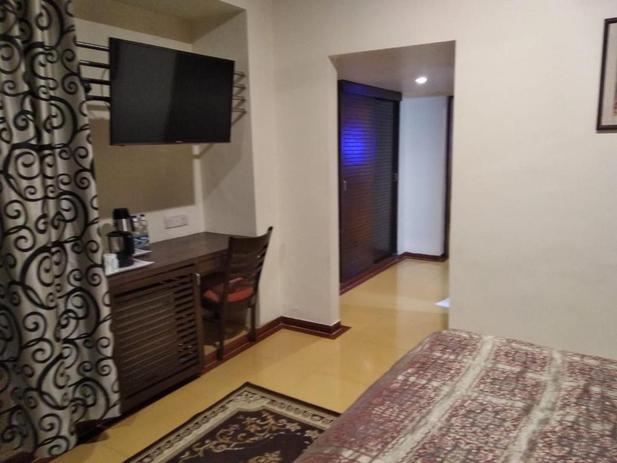 Shilpi Hill Resort Szaputara Kültér fotó