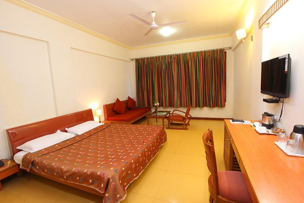 Shilpi Hill Resort Szaputara Szoba fotó